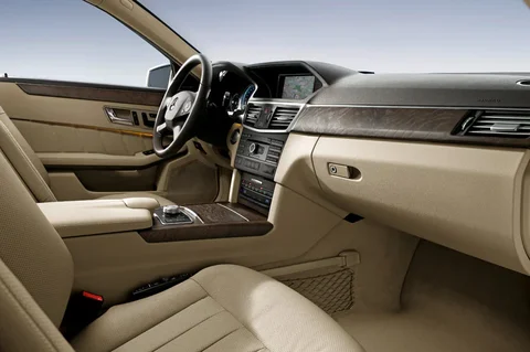 Mercedes-Benz Třída E E 350 CGI BlueEFFICIENCY 2009 view 3