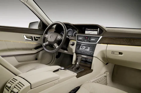 Mercedes-Benz Třída E E 350 CGI BlueEFFICIENCY Estate 2009 view 5