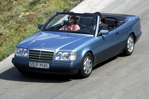 Mercedes-Benz Třída E E 36 AMG Cabriolet 1994 view 8