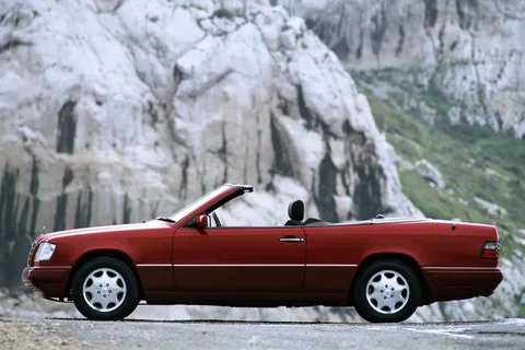 Mercedes-Benz Třída E E 36 AMG Cabriolet 1994 view 9