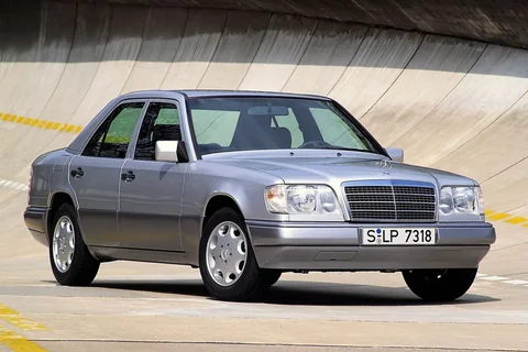 Mercedes-Benz Třída E E 420 1993 view 6
