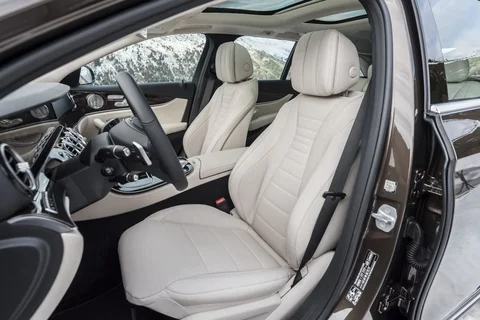 Mercedes-Benz Třída E E 350 d 4MATIC All-Terrain 2017 view 4