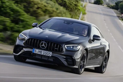 Mercedes-Benz Třída E E 200 Coupé 2020 view 6