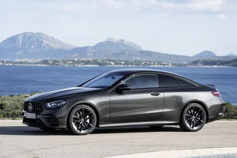 Mercedes-Benz Třída E E 200 Coupé 2020 view 8