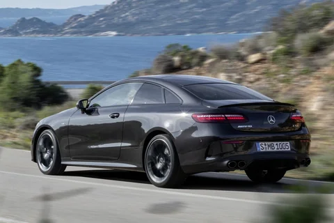 Mercedes-Benz Třída E E 200 Coupé 2020 view 9
