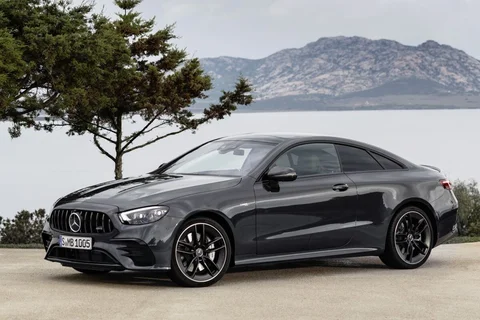Mercedes-Benz Třída E E 200 Coupé 2020 view 11