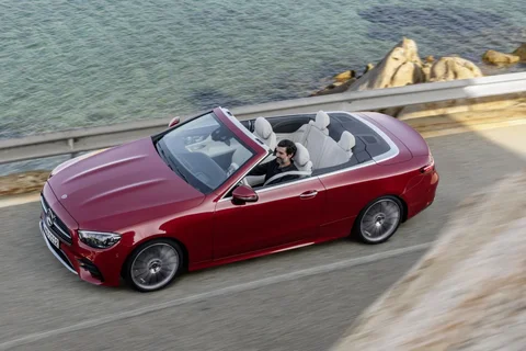 Mercedes-Benz Třída E E 200 Cabriolet 2020 view 6