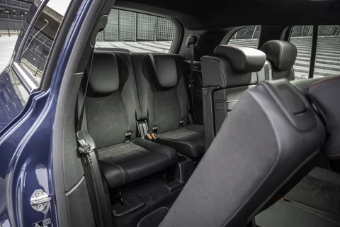 Mercedes-Benz EQB 250+ Business Solution 2025 view 7