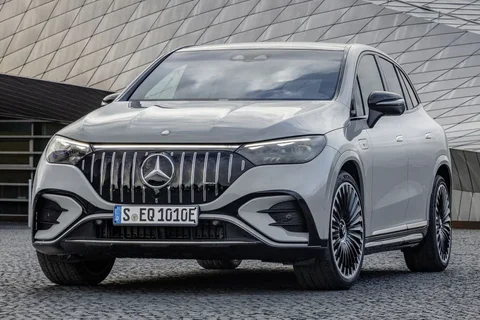 Mercedes-Benz EQE SUV 43 AMG 4MATIC 2023 view 2