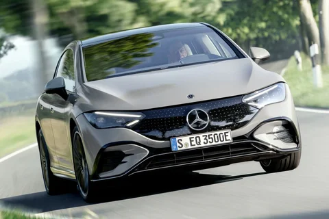 Mercedes-Benz EQE 350+ Long Range 2022 view 6