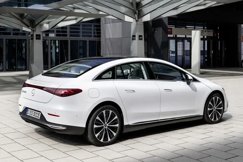 Mercedes-Benz EQE 350+ Long Range 2022 view 12