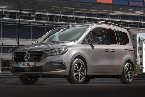 Mercedes-Benz EQT 200 L2 2024 view 3