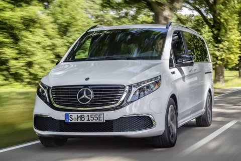 Mercedes-Benz EQV 300 Long 2020 view 3