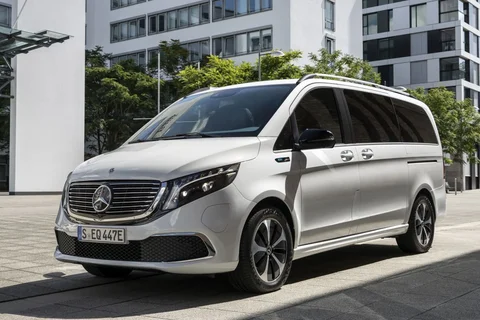 Mercedes-Benz EQV 300 Long 2020 view 8