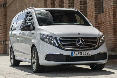 Mercedes-Benz EQV 300 Long 2020 view 10