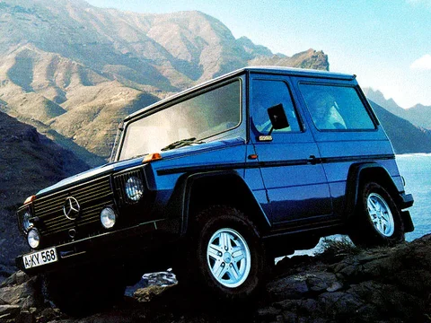 Mercedes-Benz G-Class 1993 front view