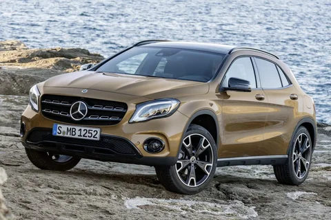 Mercedes-Benz GLA 220 d 2017 view 6