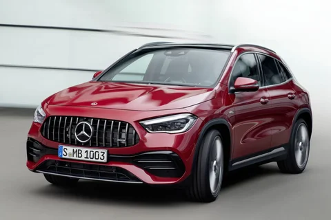 Mercedes-Benz GLA 200 2020 view 5