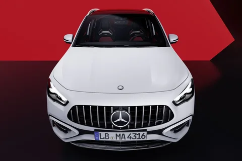 Mercedes-Benz GLA 250 e Business Solution 2025 view 8