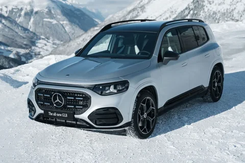 Mercedes-Benz GLB 200 EQ Business Solution 2026 view 3