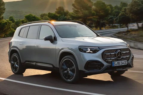 Mercedes-Benz GLB 200 EQ Business Solution 2026 view 11