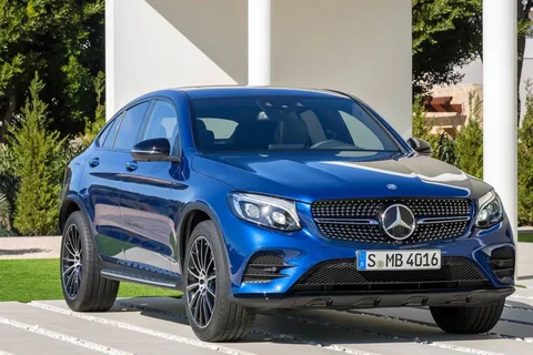 Mercedes-Benz GLC 350 e 4MATIC Coupé 2016 view 2