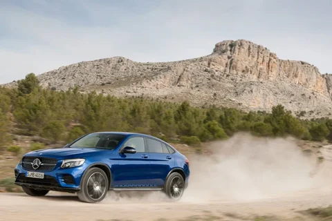 Mercedes-Benz GLC 350 e 4MATIC Coupé 2016 view 8
