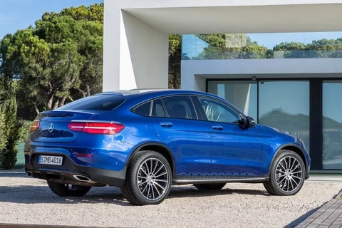 Mercedes-Benz GLC 350 e 4MATIC Coupé 2016 view 10