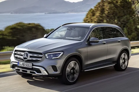 Mercedes-Benz GLC 200 2019 view 12