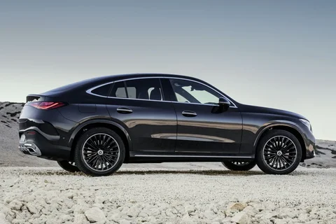 Mercedes-Benz GLC Coupé 63 AMG E Performance 2024 view 4