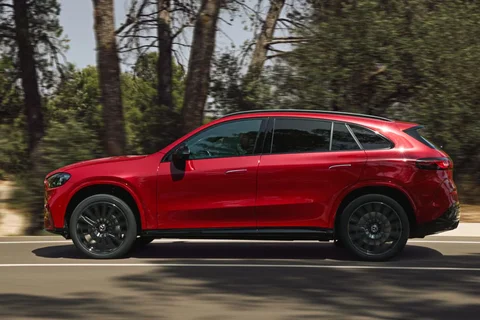 Mercedes-Benz GLC 400 4MATIC Launch Edition 2025 view 11