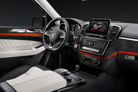 Mercedes-Benz GLE 500 e 4Matic 2015 view 10
