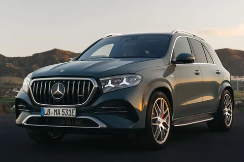 Mercedes-Benz GLE 450 4MATIC 2026 suv pohled 4