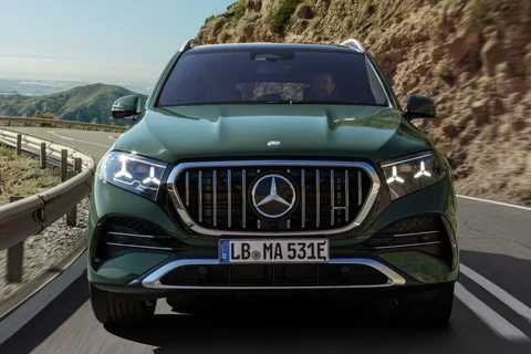 Mercedes-Benz GLE 450 4MATIC 2026 suv pohled 8