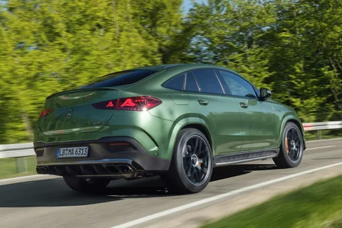 Mercedes-Benz GLE Coupé 450 d 4MATIC AMG Line 2026 suv pohled 9
