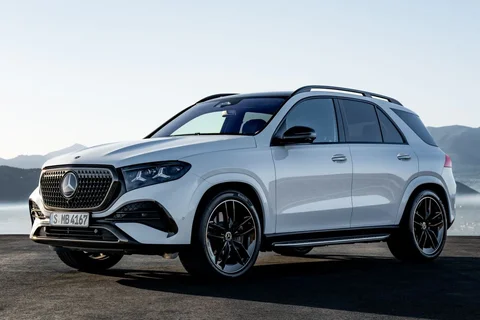 Mercedes-Benz GLE 450 4MATIC 2026 suv pohled 12