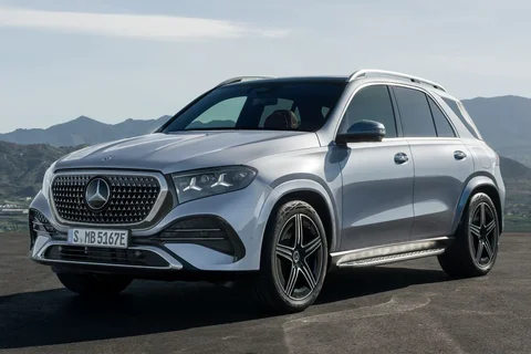 Mercedes-Benz GLE 450 4MATIC 2026 suv pohled 1