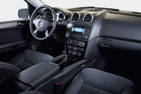 Mercedes-Benz Třída M ML 320 CDI 2005 view 8