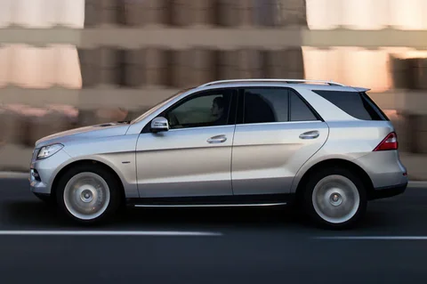 Mercedes-Benz Třída M ML 400 4Matic 2014 view 10