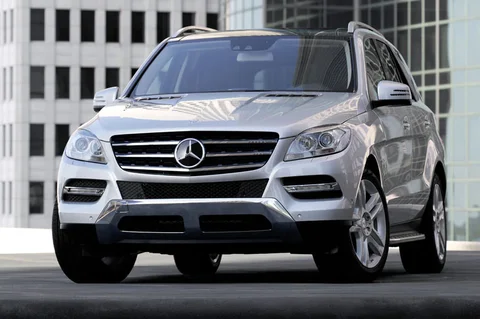 Mercedes-Benz Třída M ML 400 4Matic 2014 view 11