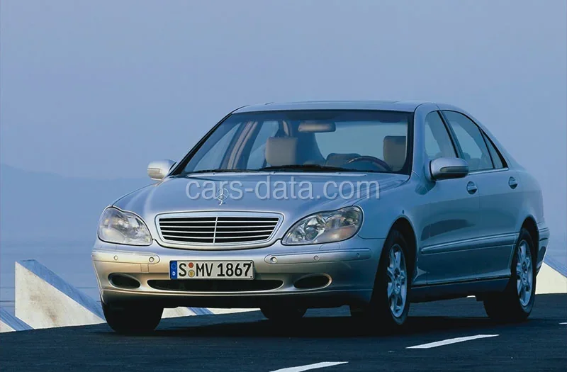 Mercedes-Benz Třída S S 400 CDI 2000 front view