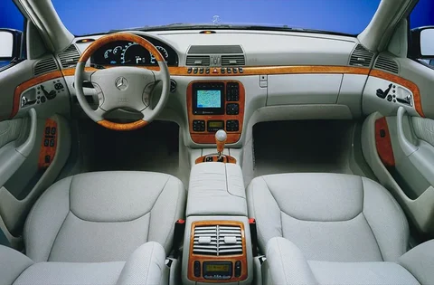 Mercedes-Benz Třída S S 400 CDI 2000 view 3