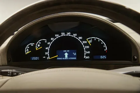 Mercedes-Benz Třída S S 320 CDI 2002 view 6