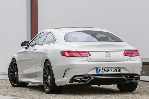 Mercedes-Benz Třída S S 500 Coupé 2015 view 4