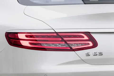 Mercedes-Benz Třída S S 500 Coupé 2015 view 5