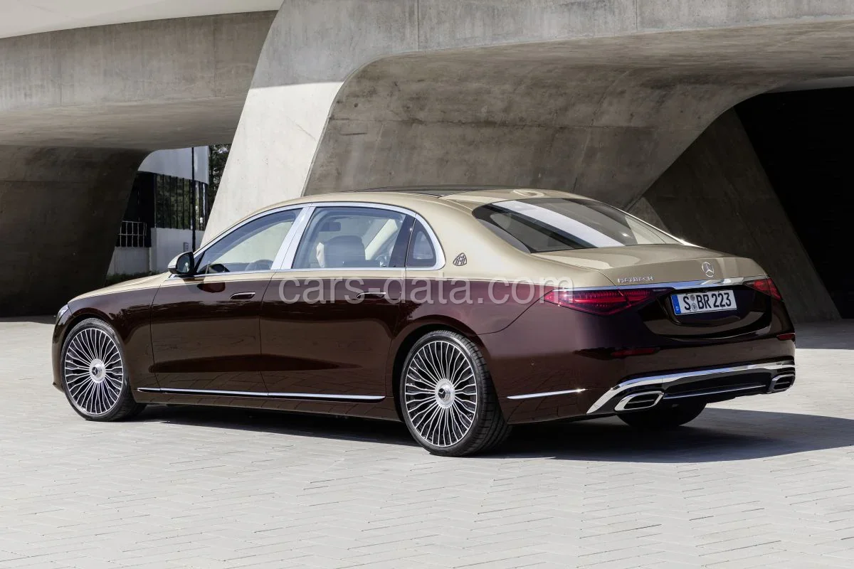 Mercedes-Benz Třída S Maybach S 580 e 4MATIC 2021 front view