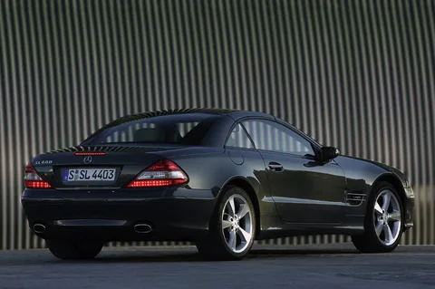 Mercedes-Benz SL 600 2006 view 4