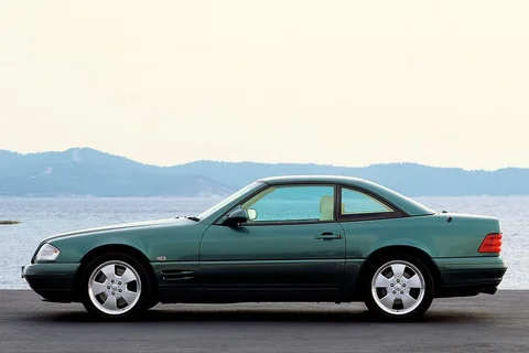 Mercedes-Benz SL 320 1995 view 3