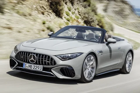 Mercedes-Benz SL 63 AMG S E Performance 2024 view 9