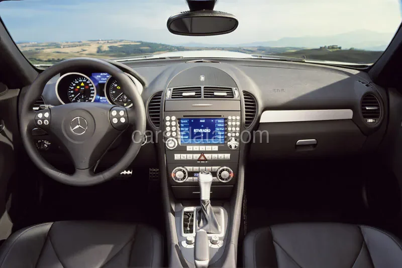 Mercedes-Benz SLK 55 AMG 2004 front view